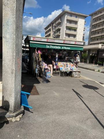 negozio in vendita a Varese in zona Masnago