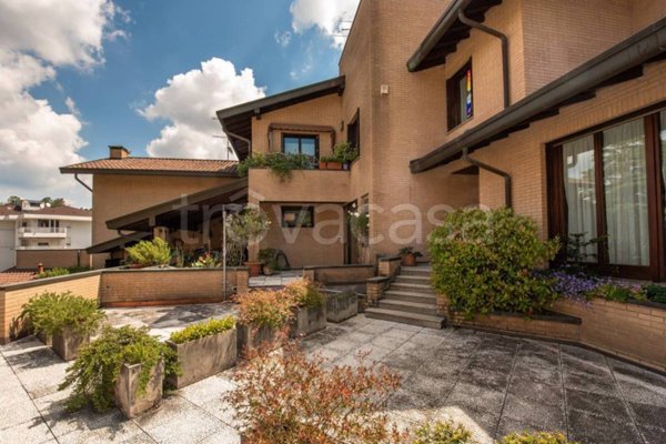 appartamento in vendita a Varese in zona Masnago