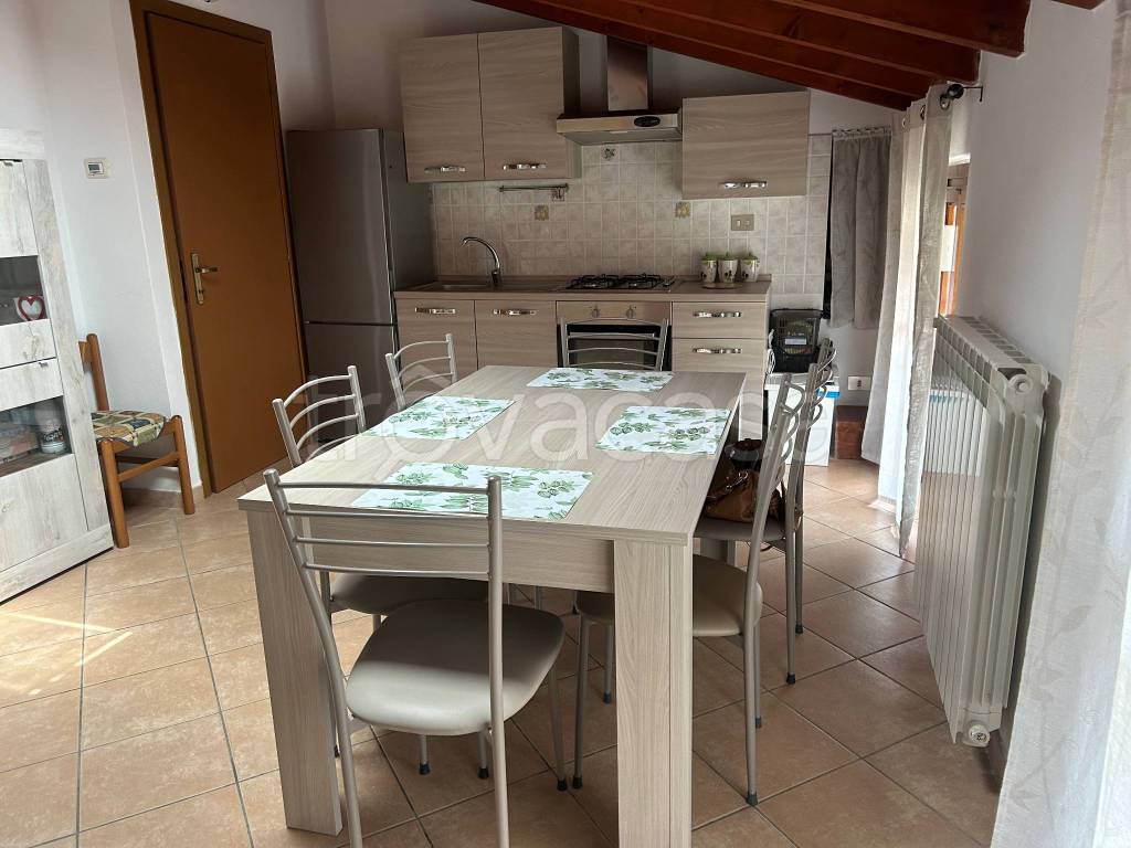 appartamento in vendita a Varese in zona Schiranna