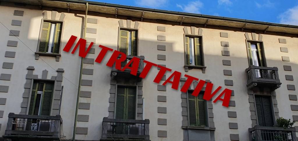 appartamento in vendita a Varese in zona Biumo