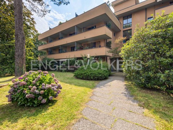 appartamento in vendita a Varese in zona Ippodromo