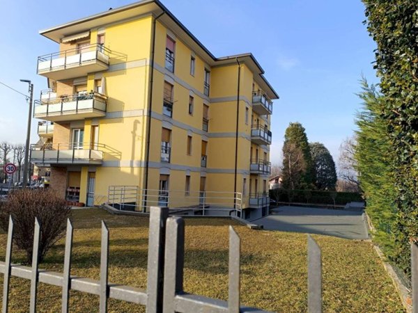 appartamento in vendita a Varese in zona Giubiano