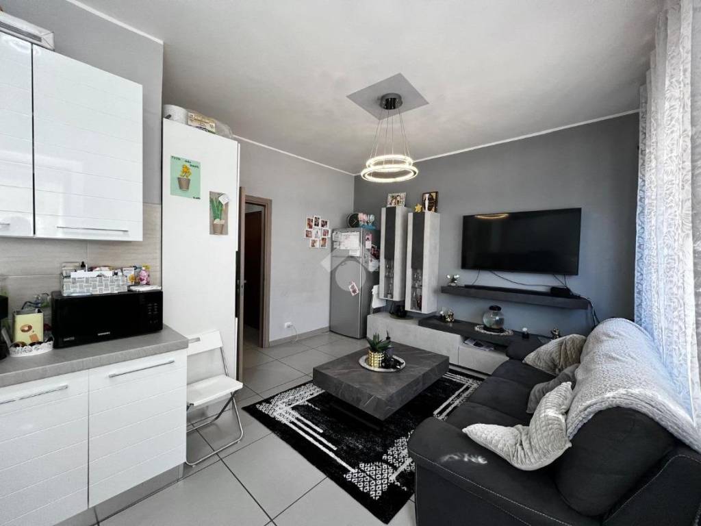 appartamento in vendita a Varese in zona Viale Borri