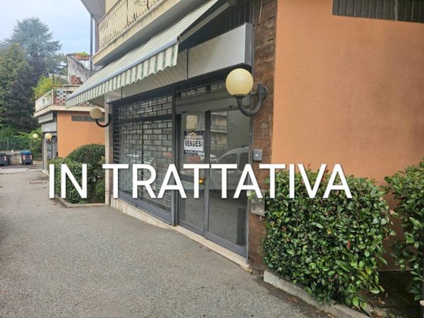 negozio in vendita a Varese in zona Giubiano