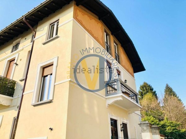appartamento in vendita a Varese in zona Casbeno