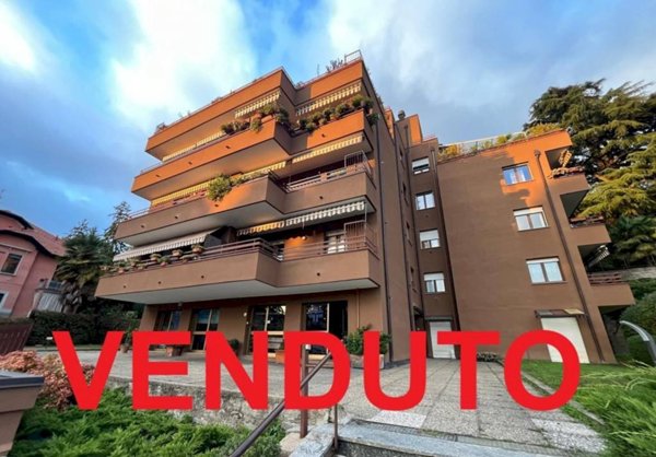 appartamento in vendita a Varese in zona Via Crispi