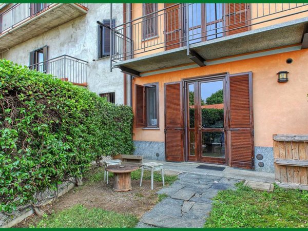 appartamento in vendita a Varese in zona Biumo