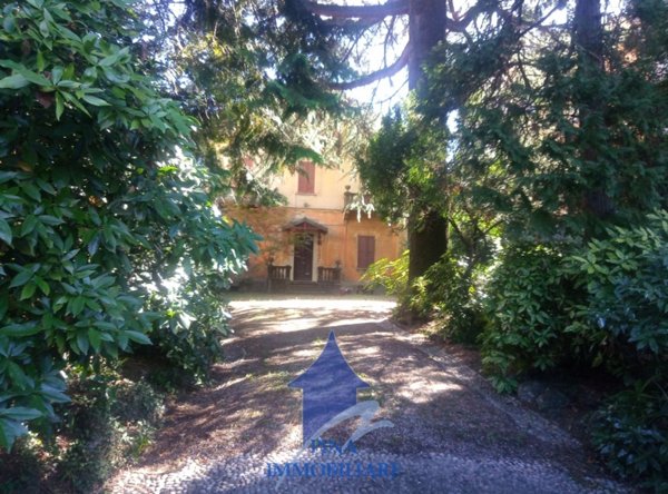 casa indipendente in vendita a Varese