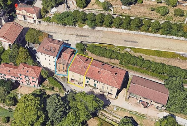 casa indipendente in vendita a Varese in zona Santa Maria del Monte
