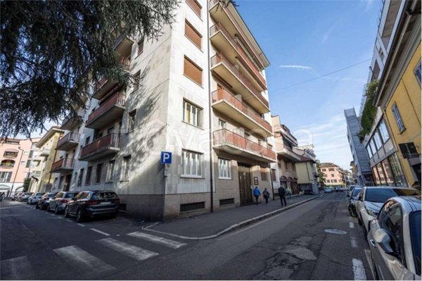 appartamento in vendita a Varese in zona Centro Città