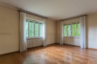 casa indipendente in vendita a Varese