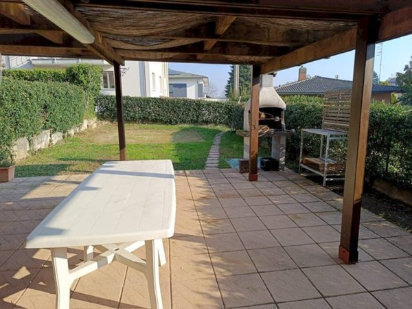 appartamento in vendita a Varese in zona Giubiano