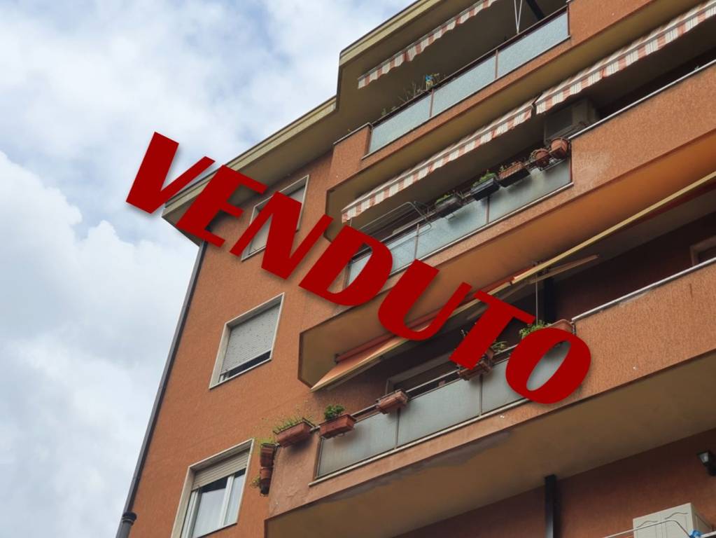 appartamento in vendita a Varese in zona Viale Valganna