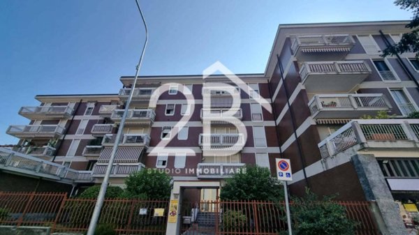 appartamento in vendita a Varese in zona Biumo