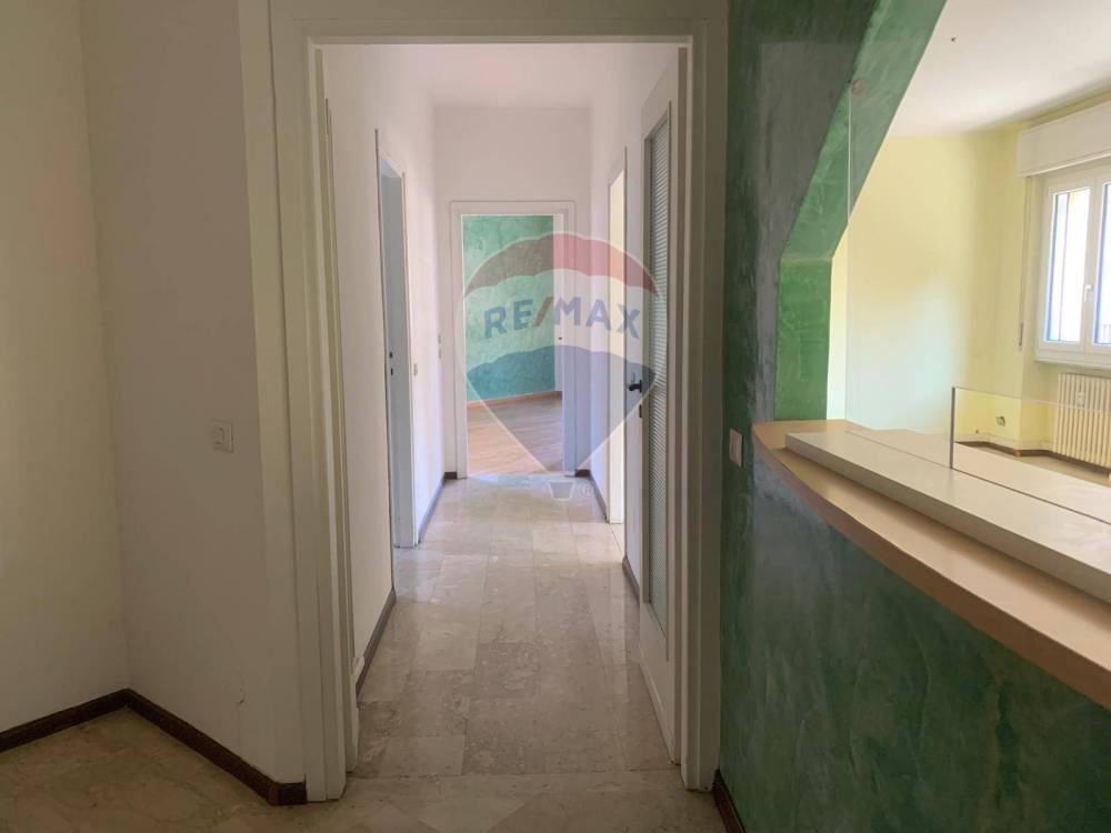 appartamento in vendita a Varese in zona Centro Città