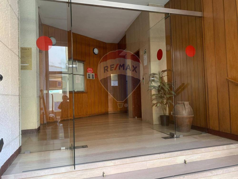 ufficio in vendita a Varese in zona Centro Città