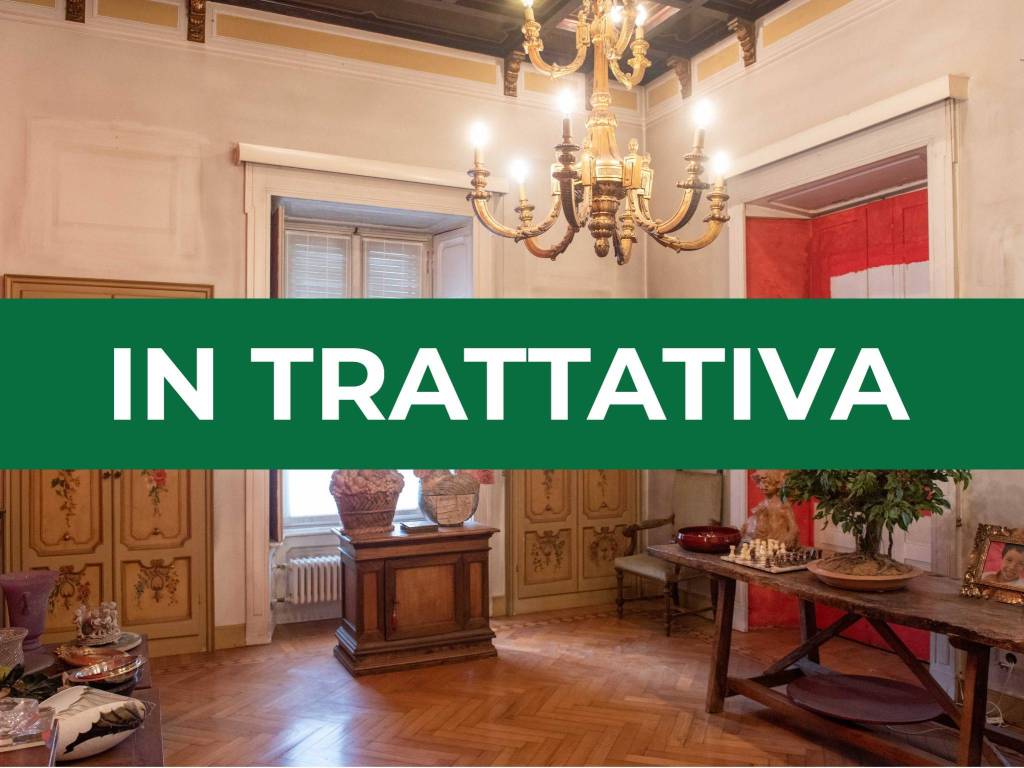 casa indipendente in vendita a Varese in zona Brunella