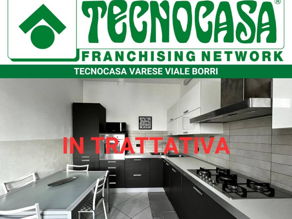 appartamento in vendita a Varese in zona Giubiano