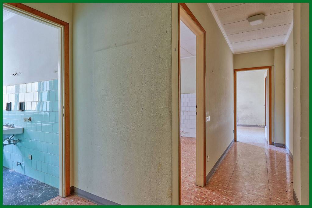 appartamento in vendita a Varese