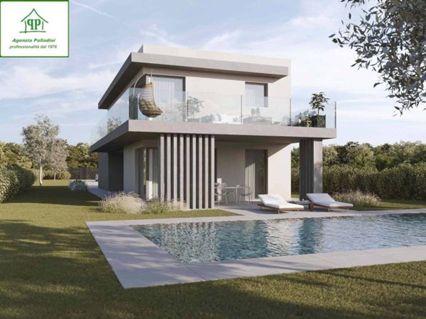 casa indipendente in vendita a Varese in zona Bobbiate