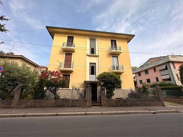 appartamento in vendita a Varese in zona Centro Città