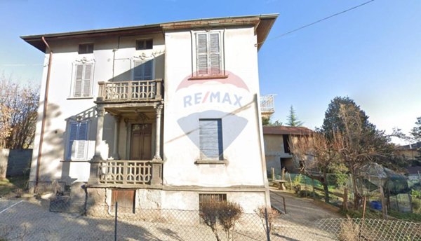 casa indipendente in vendita a Varese in zona Sant'Ambrogio