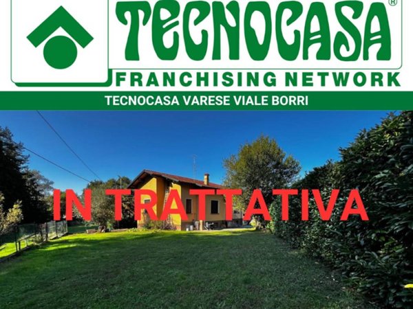 casa indipendente in vendita a Varese in zona Capolago