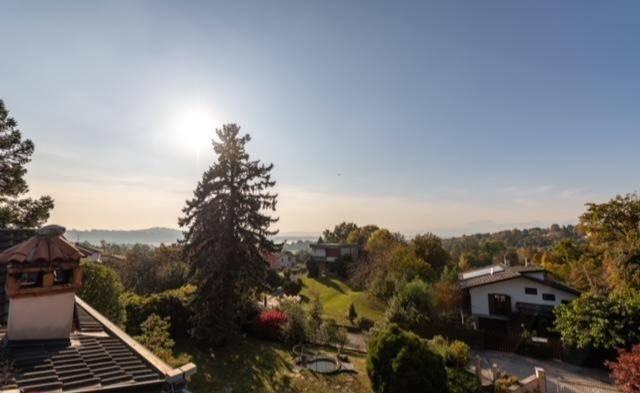 casa indipendente in vendita a Varese in zona Bobbiate