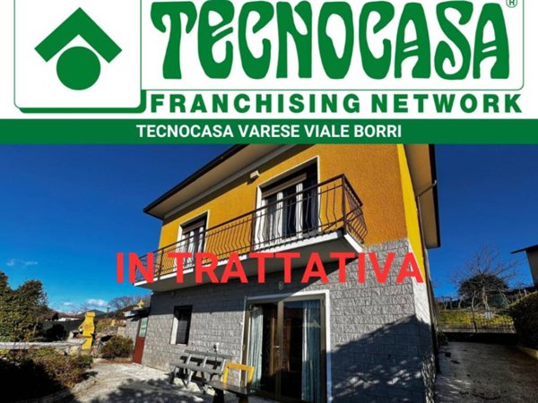 casa indipendente in vendita a Varese in zona Giubiano