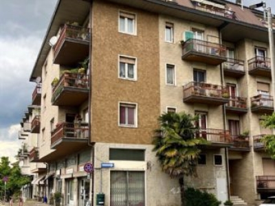 appartamento in vendita a Varese in zona Giubiano