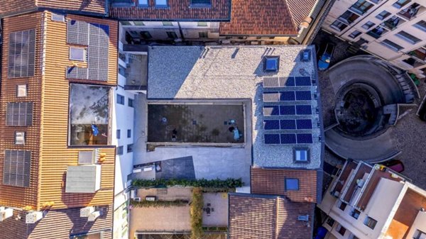 appartamento in vendita a Varese in zona Centro Città
