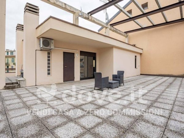 appartamento in vendita a Varese in zona Centro Città