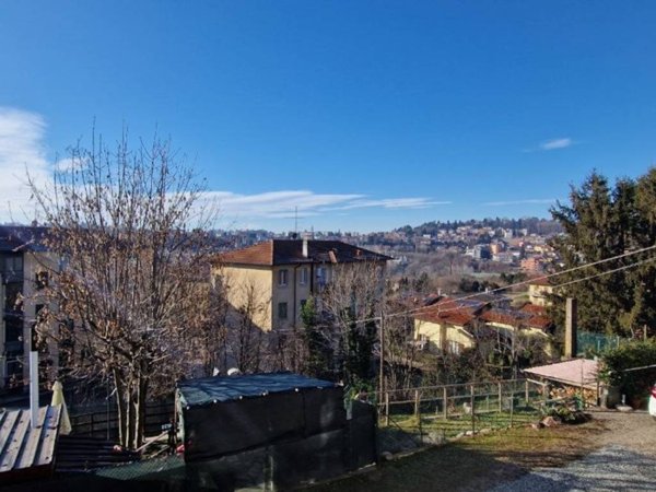 appartamento in vendita a Varese in zona Viale Belforte