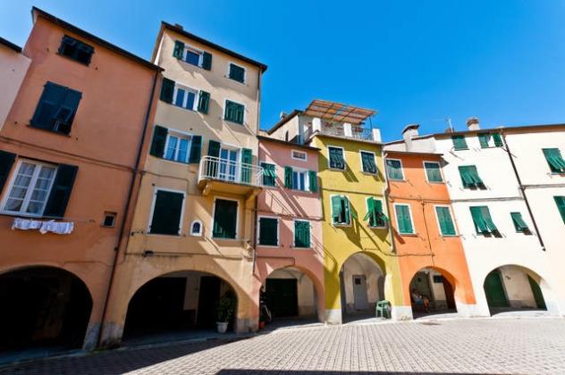 casa semindipendente in vendita a Varese in zona Centro Città