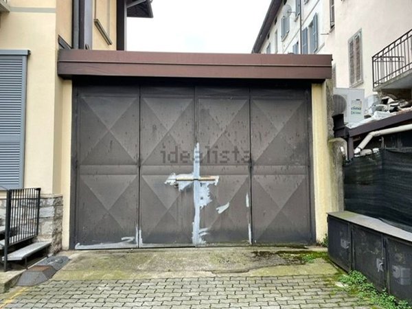 locale di sgombero in vendita a Varese in zona Biumo