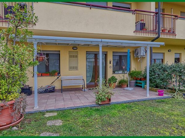 appartamento in vendita a Varese in zona Biumo