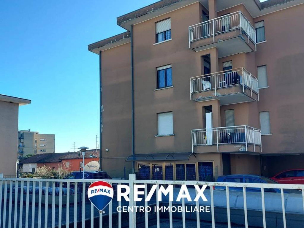 appartamento in vendita a Varese in zona Centro Città