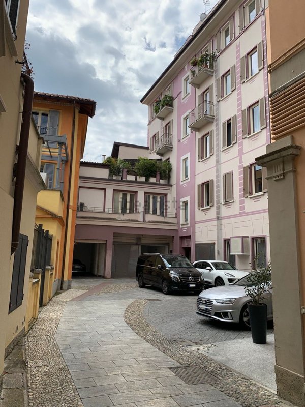appartamento in vendita a Varese