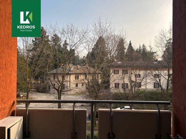 appartamento in vendita a Varese in zona Sant'Ambrogio