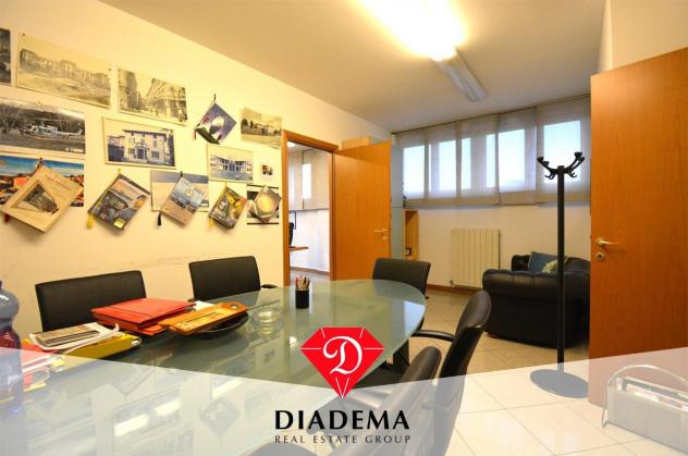 appartamento in vendita a Varese in zona Centro Città
