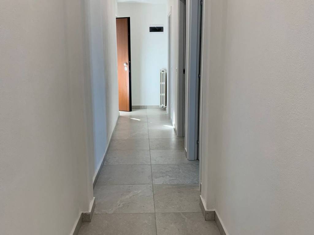 appartamento in vendita a Varese in zona Giubiano