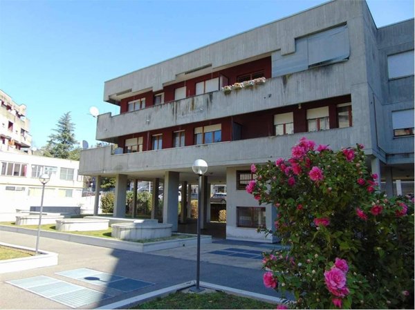 appartamento in vendita a Varese in zona Biumo