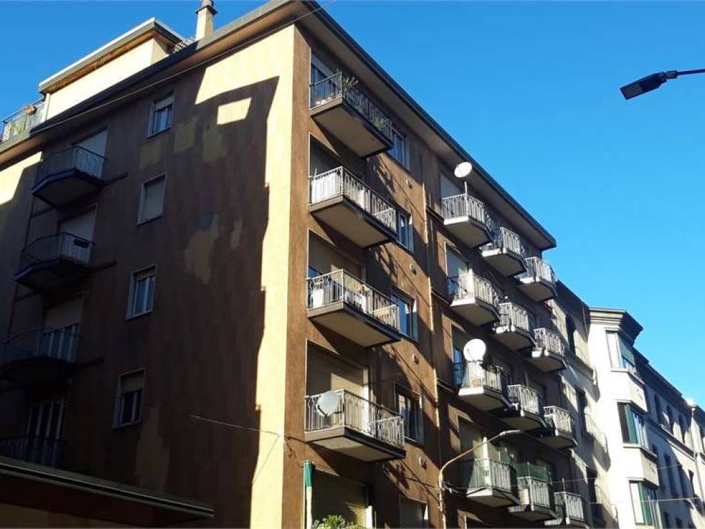 appartamento in vendita a Varese in zona Centro Città