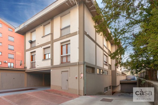appartamento in vendita a Varese in zona Centro Città