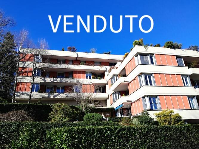 appartamento in vendita a Varese in zona Centro Città