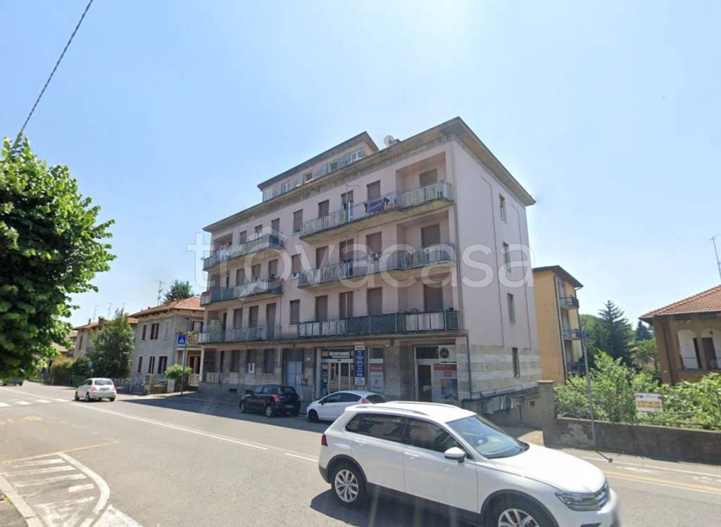 appartamento in vendita a Varese in zona Giubiano