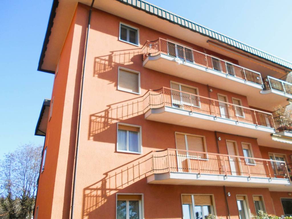 appartamento in vendita a Varese in zona Ippodromo