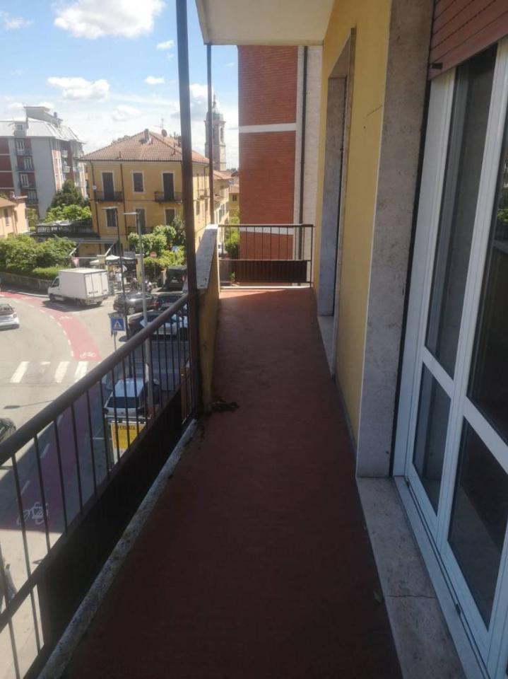 appartamento in vendita a Varese in zona Avigno