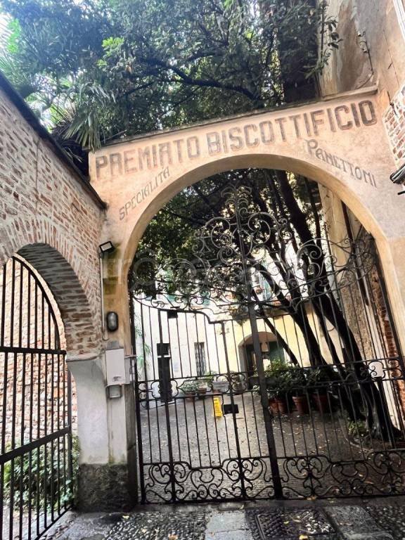 appartamento in vendita a Varese in zona Centro Città