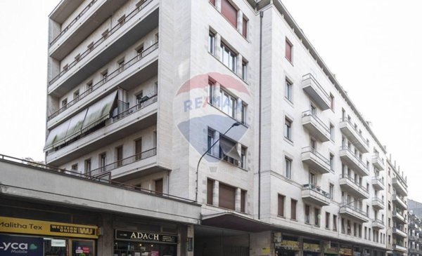 appartamento in vendita a Varese in zona Centro Città